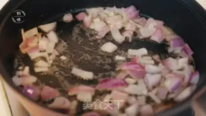 Make Tomato chicken cheese step 2