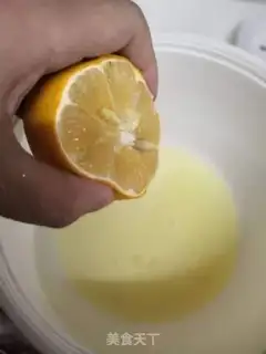 Make Strawberry roll step 3