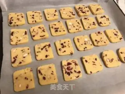Make Cranberry cookies step 3