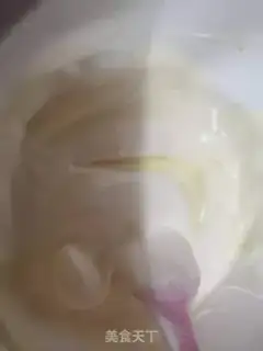 Make Strawberry roll step 5