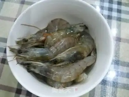 Make Shrimp potatoes, spicy step 0