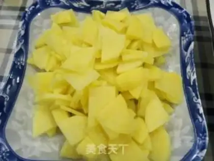 Make Shrimp potatoes, spicy step 1