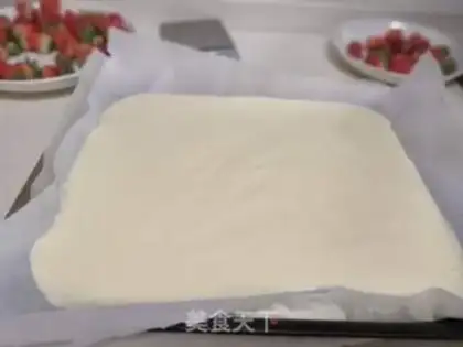 Make Strawberry roll step 7