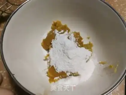 Make Red potato egg rolls step 1