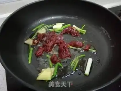 Make Scrambled beef step 3