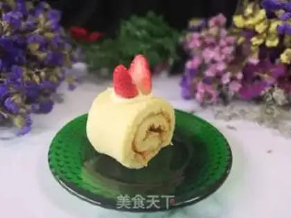 Make Strawberry roll step 11