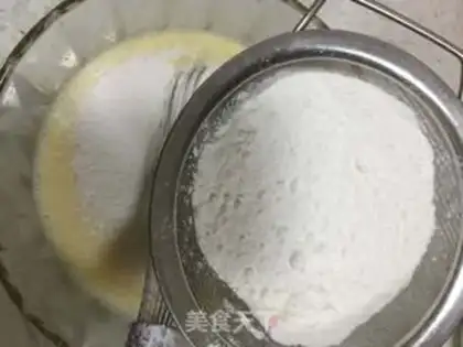 Make Mango lasagna cake step 1