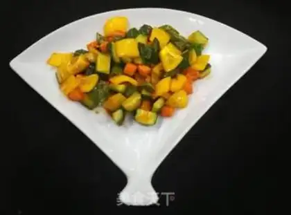 Make Tomato fried vegetables step 6