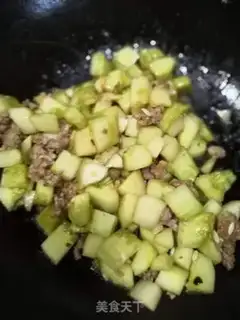 Make Meat and cucumber step 3