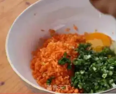 Make Onion carrot breakfast step 0