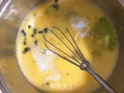 Make Queens and eggs step 3