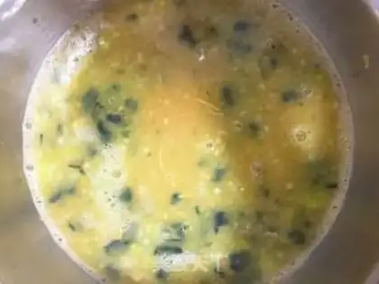 Make Queens and eggs step 4