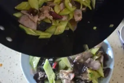 Make cucumber meat step 6