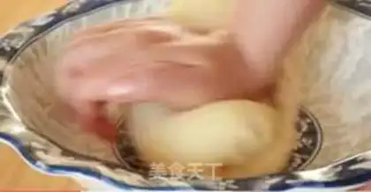 Make Five powdered milk pancakes step 4