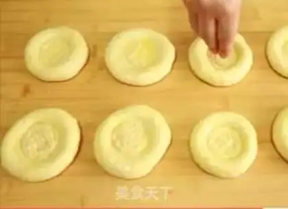 Make Five powdered milk pancakes step 12