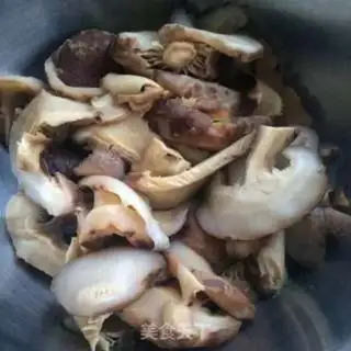 Make Sour spicy chicken Tommy wire step 0