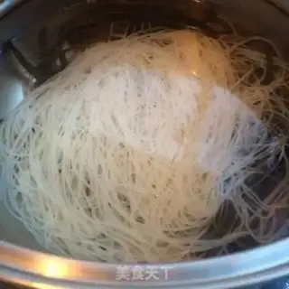 Make Sour spicy chicken Tommy wire step 9