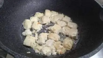 Make Tomato tofu fan step 3