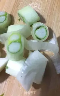 Make Shrimp with cabbage step 1