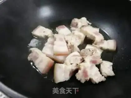 Make Powder pork stew step 2