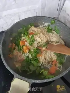 Make Tomato egg mushroom powder step 7