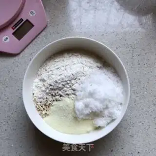 Make oatmeal chocolate energy ball step 2