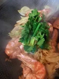 Make Shrimp with cabbage step 11
