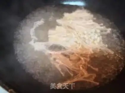 Make A greasy, greasy, greasy beef soup step 1