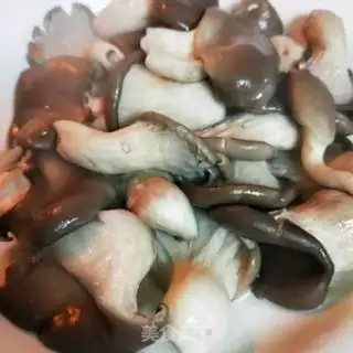 Make Scrambled mushrooms step 2