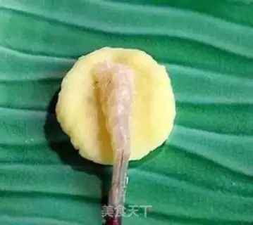 Make Gold potato shrimp step 3