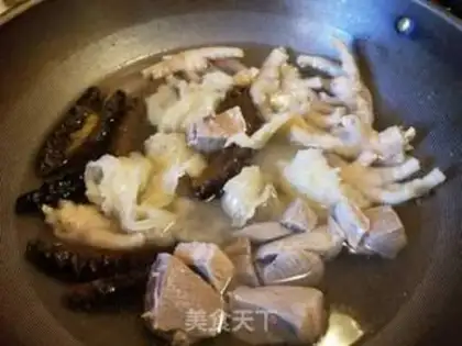 Make Coconut sugar cane gel chicken leg soup step 3