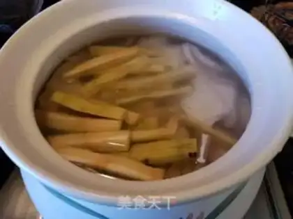 Make Coconut sugar cane gel chicken leg soup step 6