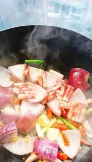 Make Spicy sausage and potatoes step 3