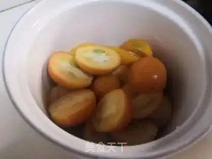 Make Orange horse hoof tea step 4
