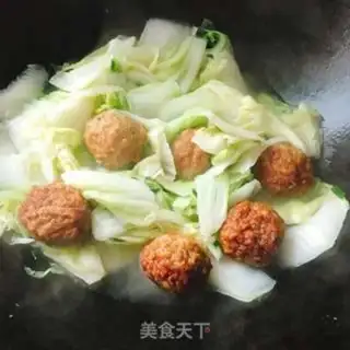 Make Big cabbage meatballs step 4