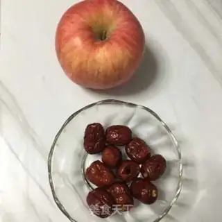 Make Red-tree apple soup step 0