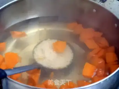 Make Pumpkin double-meat goose porridge step 10