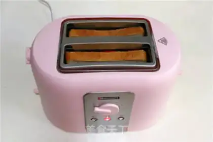 Make Vegetable egg sandwich step 3