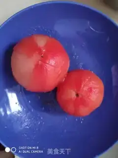Make Tomato fried eggs step 2