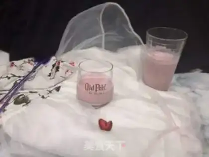 Make Strawberry soy milkshake step 6