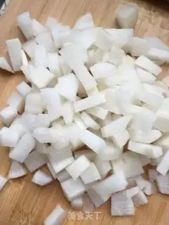 Make Honey radish juice step 1