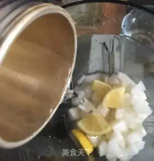 Make Honey radish juice step 4