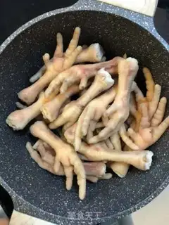 Make Salt chicken feet step 6
