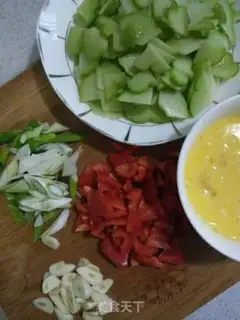 Make Fried eggs step 2