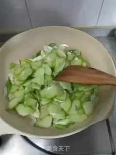 Make Fried eggs step 5