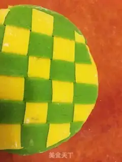 Make Wearing shrimp dumplings step 1
