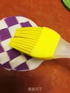 Make Wearing shrimp dumplings step 2