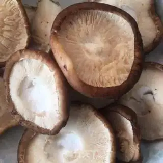 Make Garlic roast mushrooms step 1
