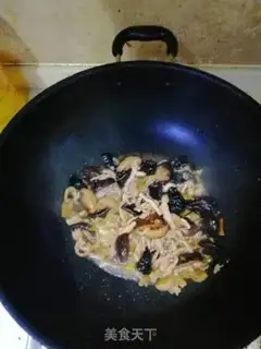 Make Hot noodles step 2