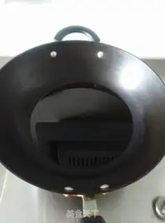 Make Spicy beef sauce step 2